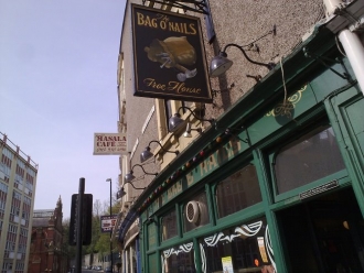 Bag Of Nails - Real ale pub in Bristol