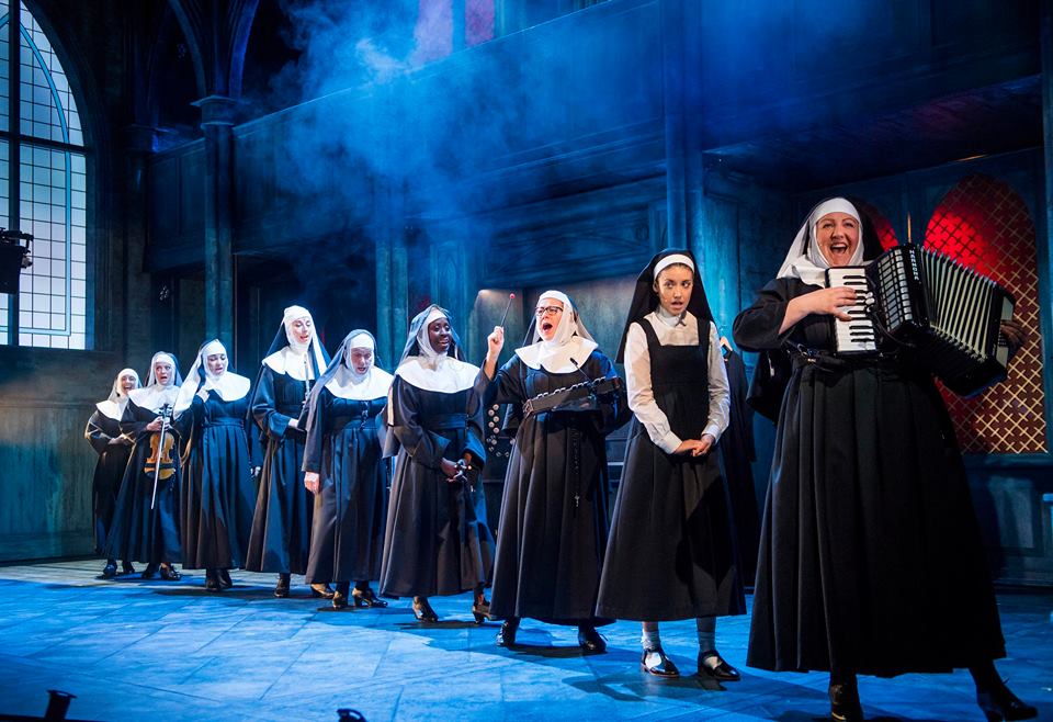 The singing nuns of Sister Act !