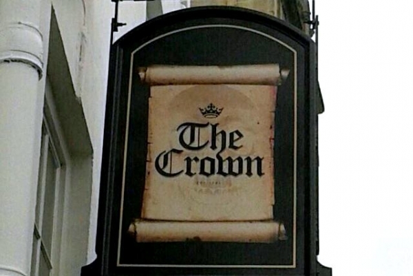 Catch the FA Cup Action at The Crown, Bristol