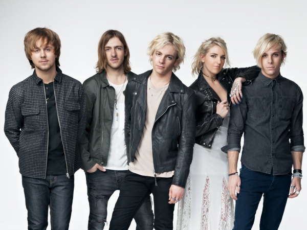 Pop-rock group R5 to play at the Fleece in Bristol