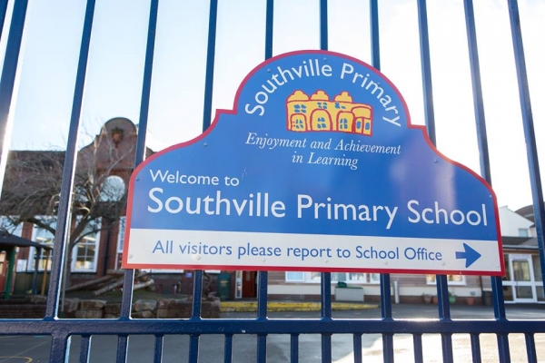 Southville Primary School head teacher Sandie Smith retires after nearly 50 years with Bristol schools