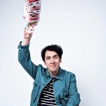 Viral comedy magician Pete Firman is bringing his brand-new live show to Bristol in 2024