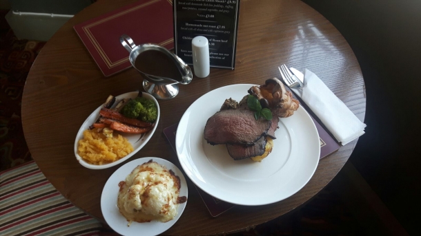 Sunday Lunch at The Spotted Cow Bristol 9 September 2018