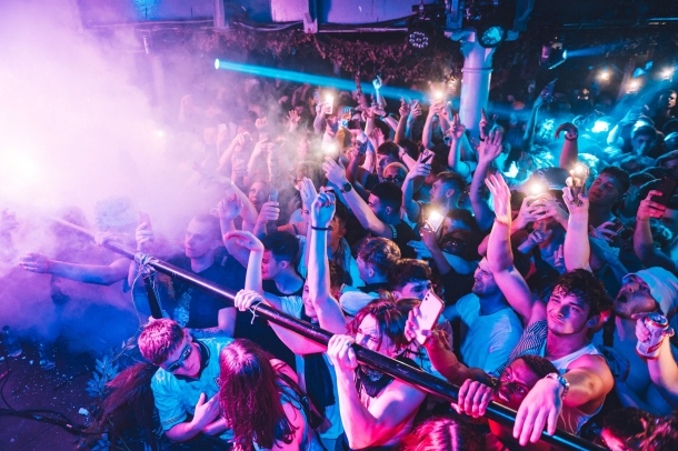 Shutdown: Napes At Lakota