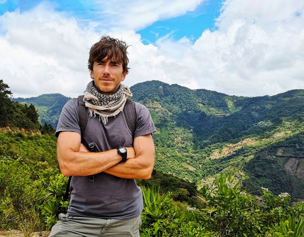 SIMON REEVE – TO THE ENDS OF THE EARTH at Bristol Beacon