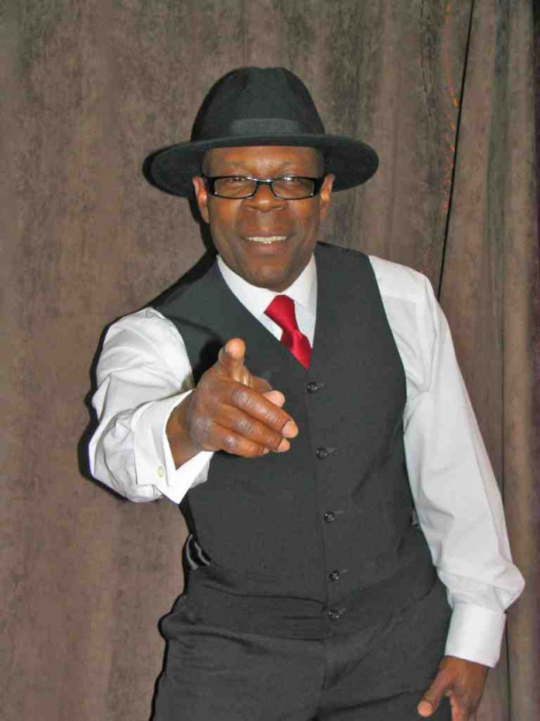 Live music at The Plough Inn with Delonzo Gee on 27th February 2016