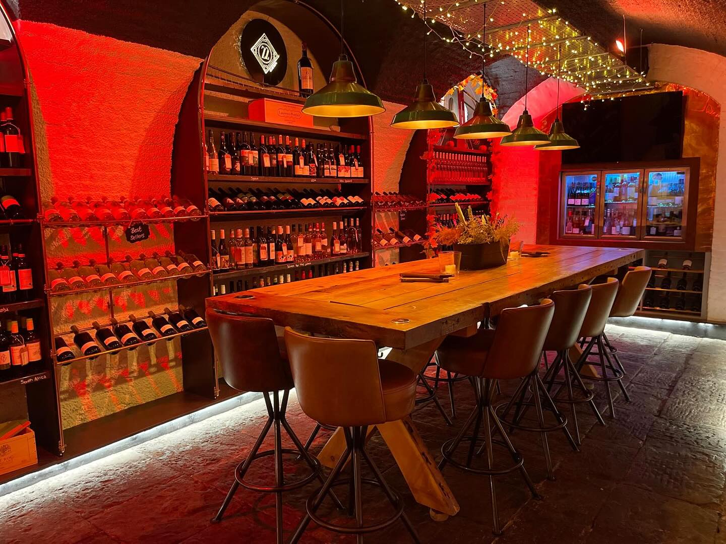22 Clifton Bristol Wine Bar Interior