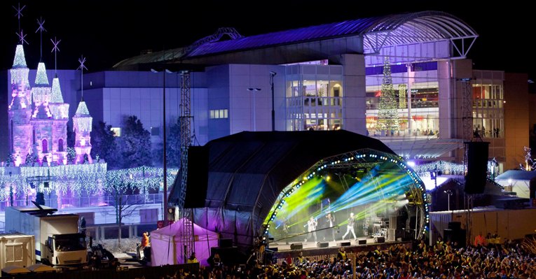 Blue Host Christmas Lights Switch On At Cribbs Causeway In Bristol