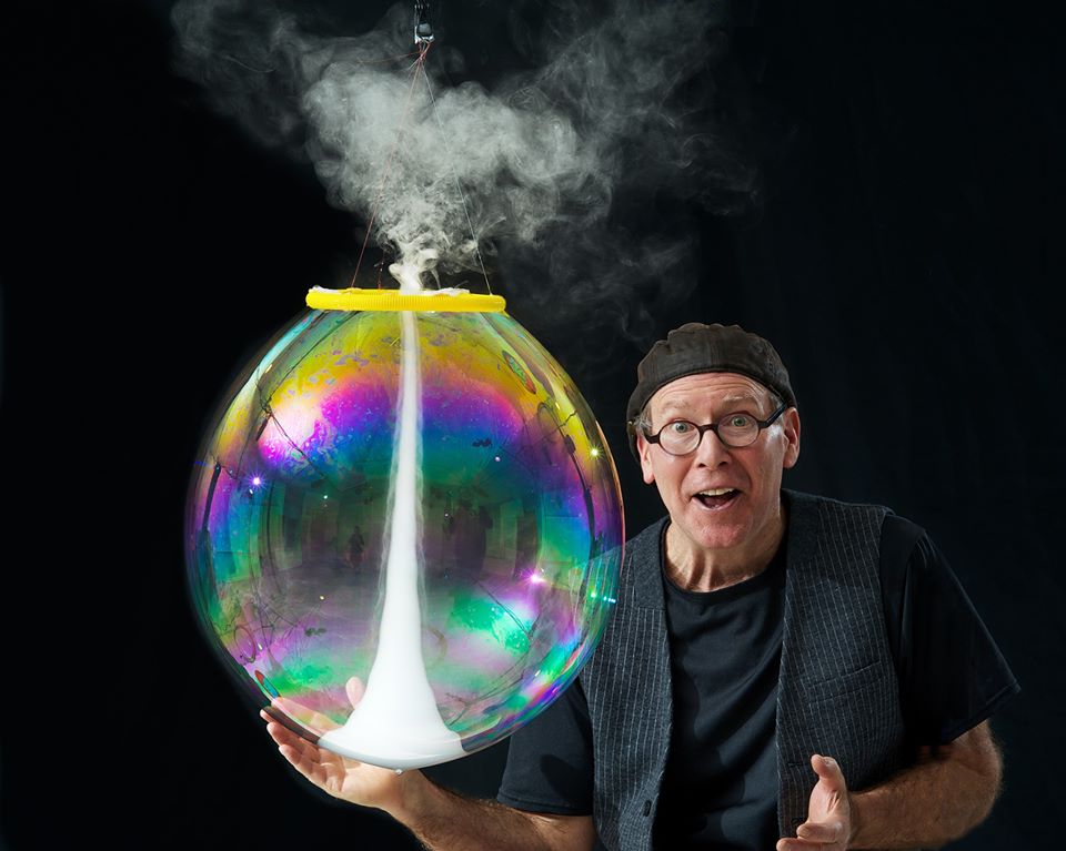 The Amazing Bubble Man, Louis Pearl