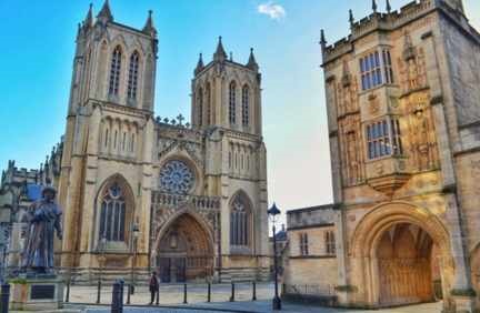 Bristol Free Walking Tours at Bristol Cathedral