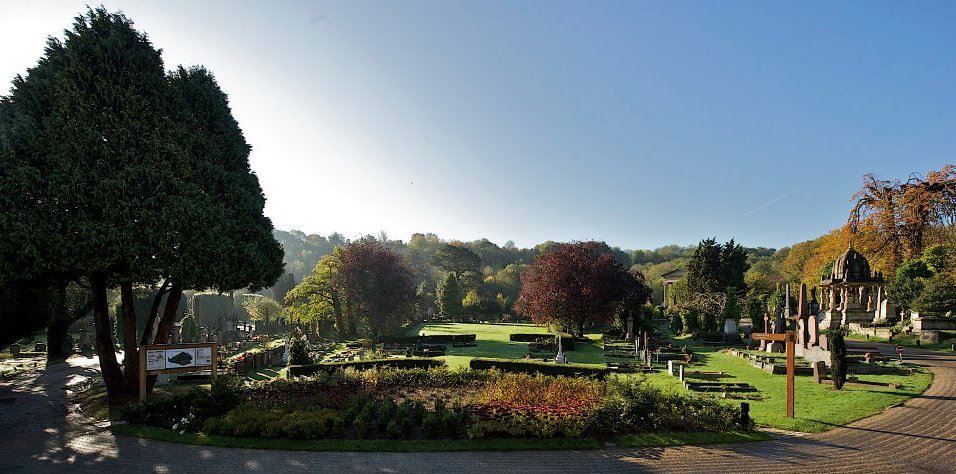 Arnos Vale Cemetery in Bristol - Tel. 0117 9719117