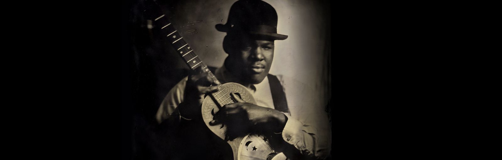 Jerron 'Blind Boy' Paxton @ The Winston Theatre // Tuesday 25th June 2019