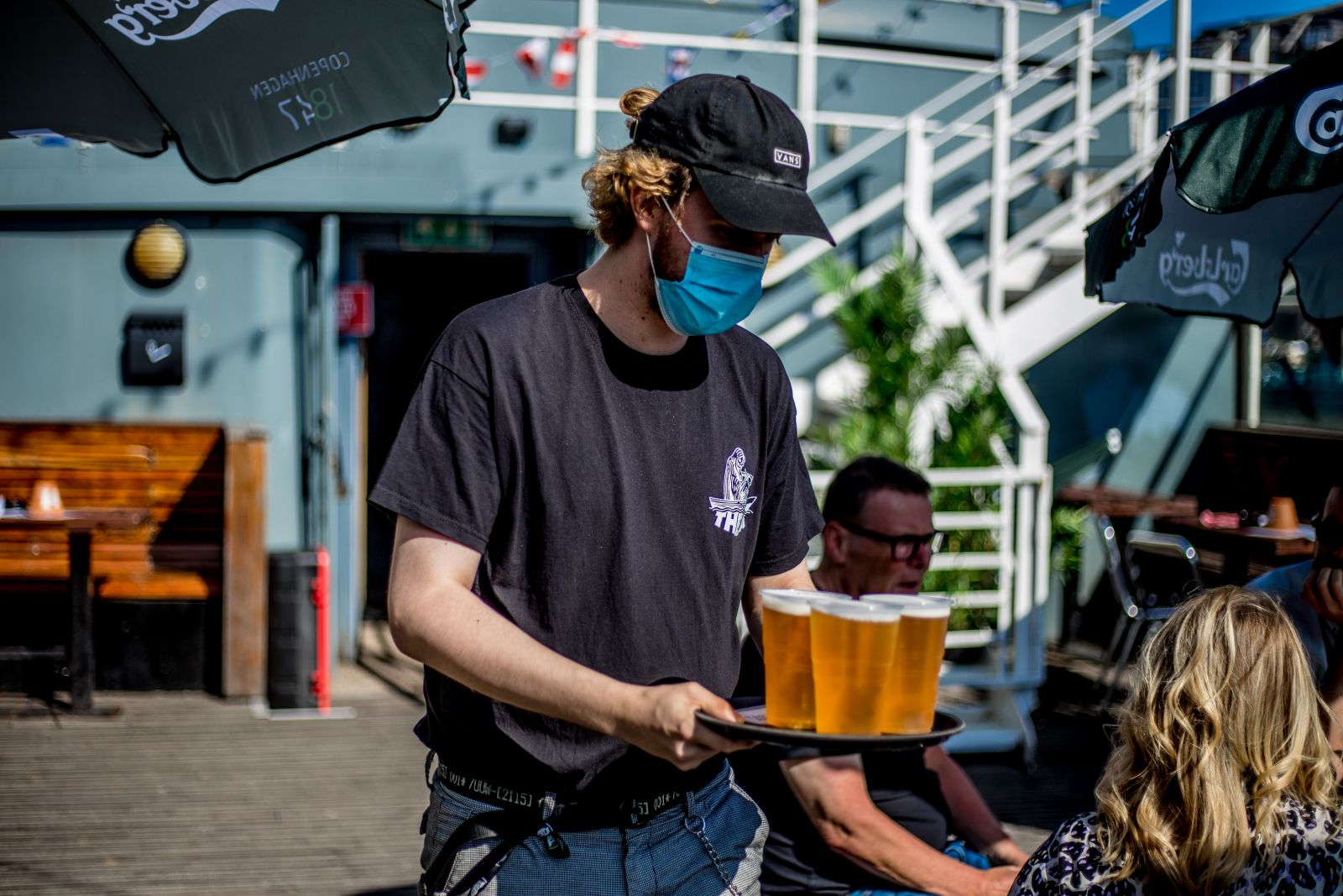 Consider leaving a tip. Photo: Thekla Consider leaving a tip. Photo: Thekla