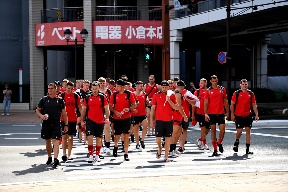 The Wales Squad arrive in Japan.