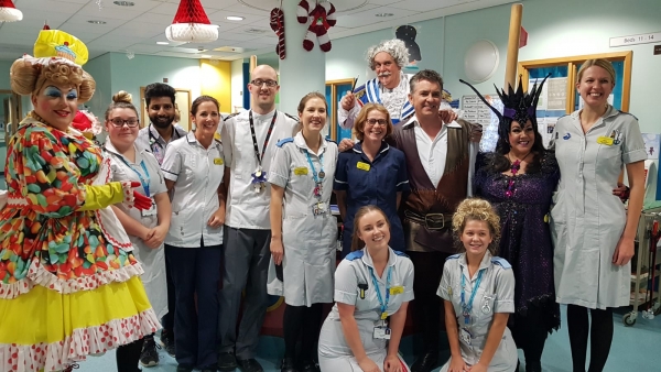 Stars of Bristol Hippodrome pantomime visit young patients in hospital