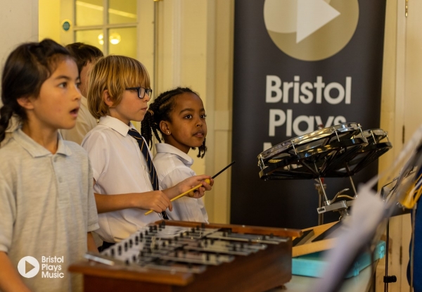 Last chance to enrol young people in online music lessons with Bristol Plays Music