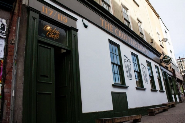 The Crofters Rights are offering £2.50 pints across their menu ahead of lockdown