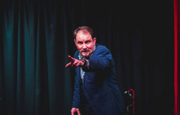 Join Smoke and Mirrors for Virtual Comedy & Magic shows in December