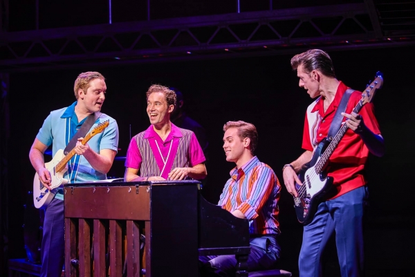 Early Bird tickets for Jersey Boys at Bristol Hippodrome are running low