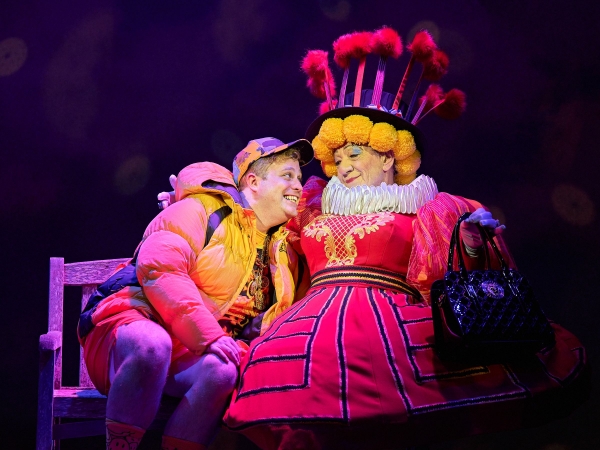 Review: Mother Goose at The Bristol Hippodrome