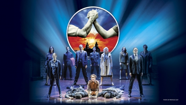 Review: Blood Brothers at The Bristol Hippodrome