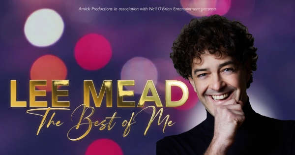 A star of TV and the West End is bringing his musical theatre show to The Redgrave