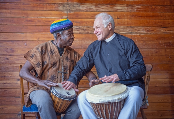 A joyful piece of Sierra Leonean ‘Agbo Play’ theatre is coming to Tobacco Factory