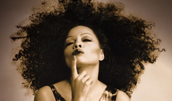 Iconic vocalist Diana Ross confirmed for Glastonbury 2020